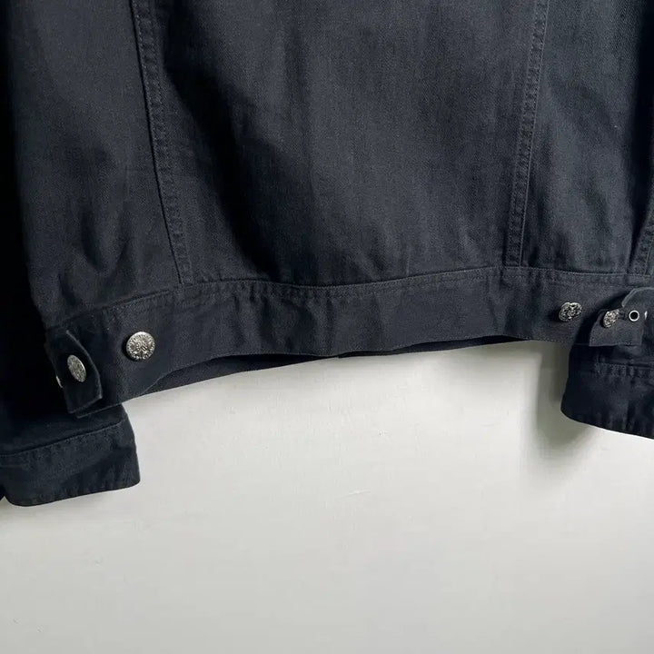 [BUNJANG] Vintage Black Studded Denim Jacket (Size M) / jpn vtg 빈티지 블랙 스터드 데님 자켓 M