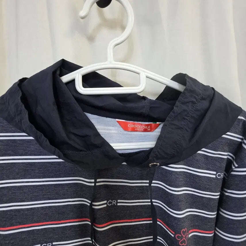 [SOLD OUT] 크로커다일 여성스트라이프 긴팔 후드티105