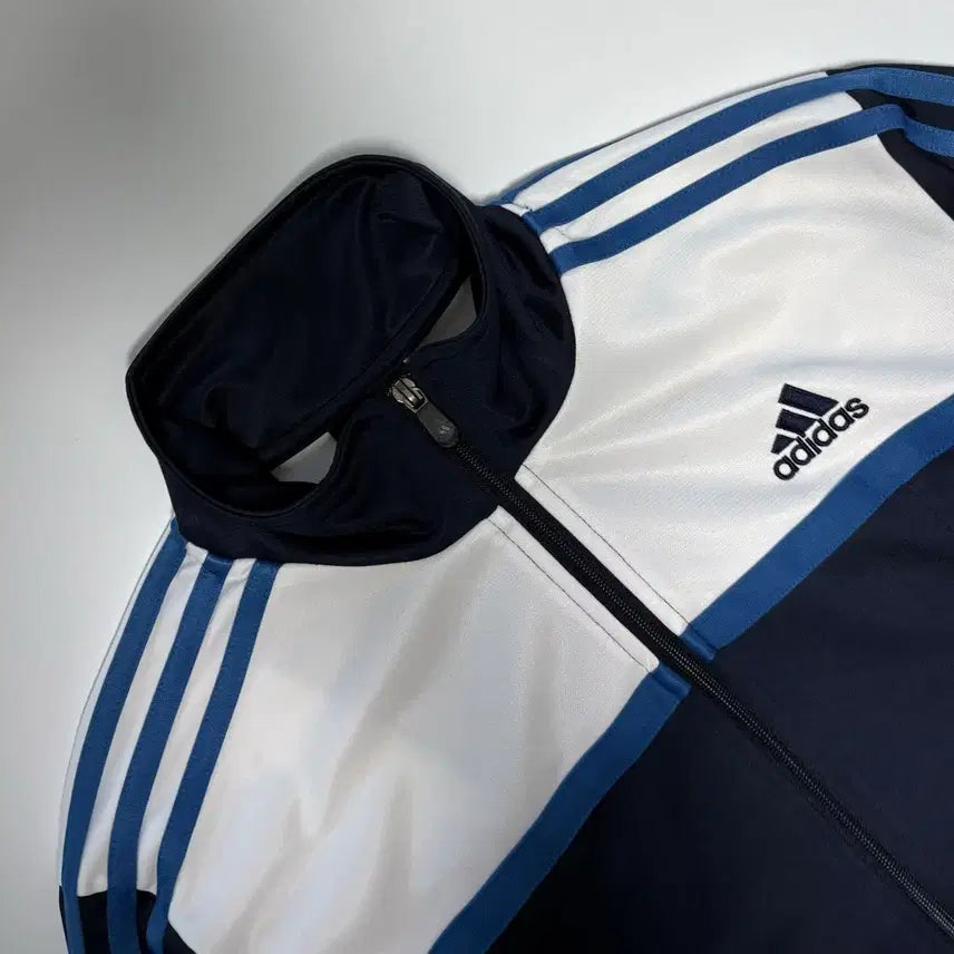 [BUNJANG] Adidas Dolphin Track Top Jersey / 아디다스 돌고래 트랙탑 져지