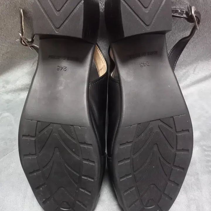 [SOLD OUT] 소가죽 샌들 245  수제화 새거같은컨디션