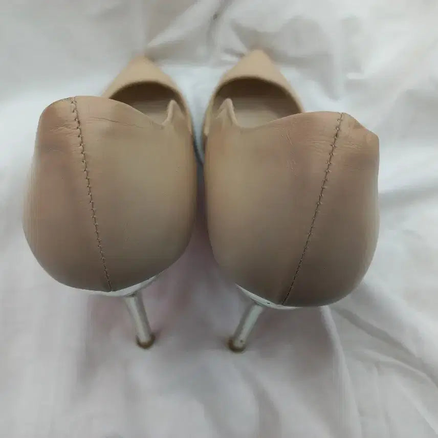 [BUNJANG] Suecomma Bonnie Stiletto Pumps Beige 245mm / 슈콤마보니 스틸레토 펌프스 245mm 베이지