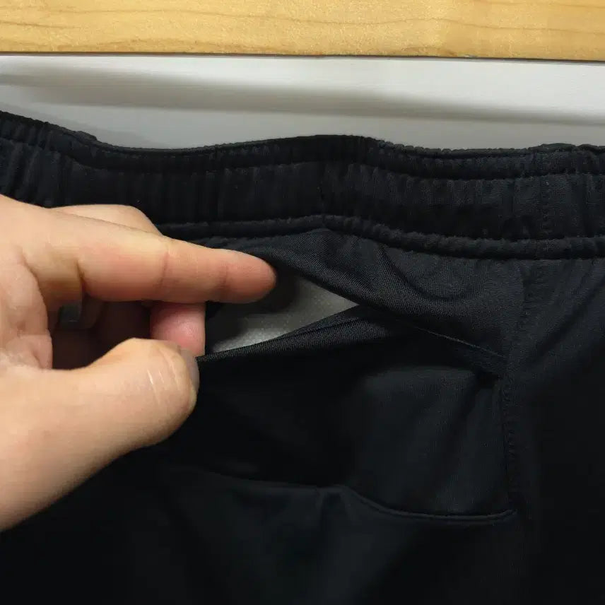 [BUNJANG] Nike Dri-FIT Black 배기 Pants (30-32) / 나이키 드라이핏 배기 팬츠 ( 30~32 )