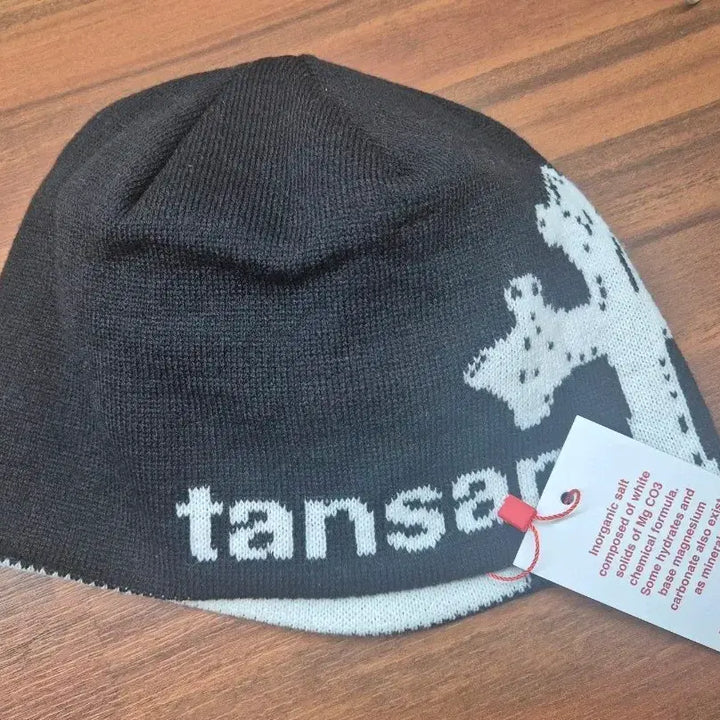 [BUNJANG] Unbranded Jacquard Cross Beanie Black / 탄산마그네슘 자카드 크로스 비니 블랙
