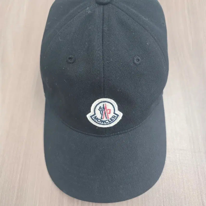 [SOLD OUT] 몽클레어 볼캡 검정