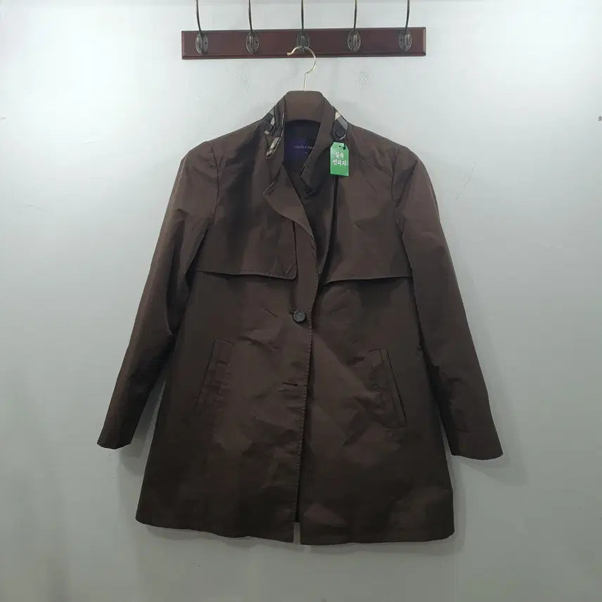 [BUNJANG] 100 올리비아로렌 여성 블랙 데일리 정장 블레이저 자켓 / 100 올리비아로렌 여성 블랙 데일리 정장 블레이저 자켓