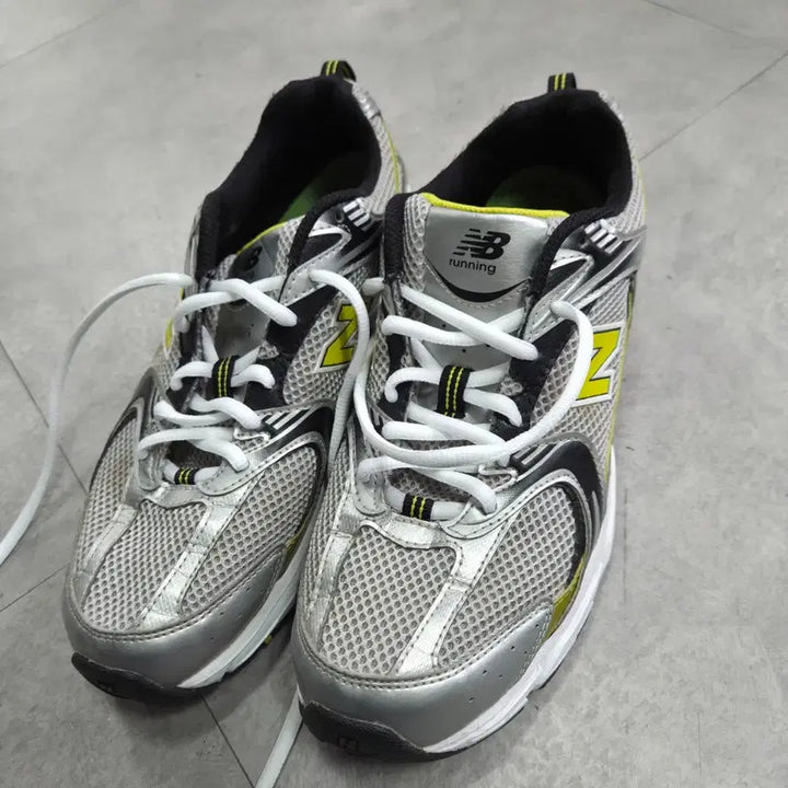 [BUNJANG] New Balance MR 530SC Yellow Sneakers / 뉴발란스  MR 530SC  옐로우 270