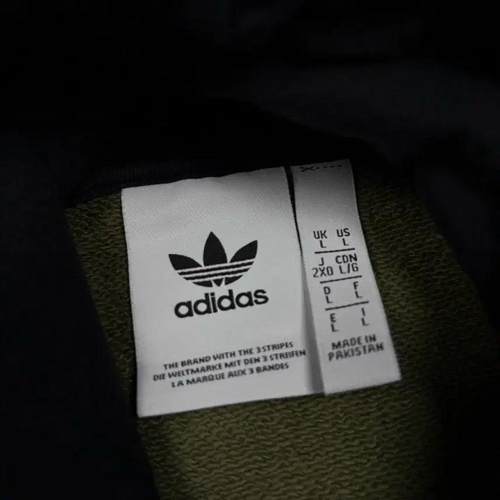 [SOLD OUT] 아디다스 카모패턴 후드티