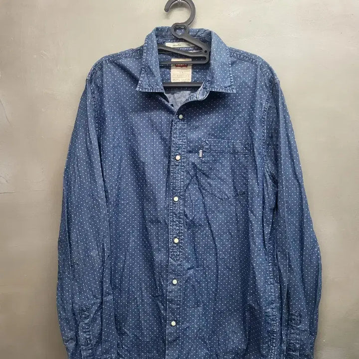 [SOLD OUT] 리바이스 도트 데님 셔츠 남방 L