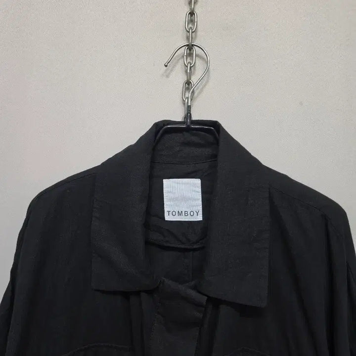 [SOLD OUT] 톰보이 블랙 포켓 셔츠 자켓
