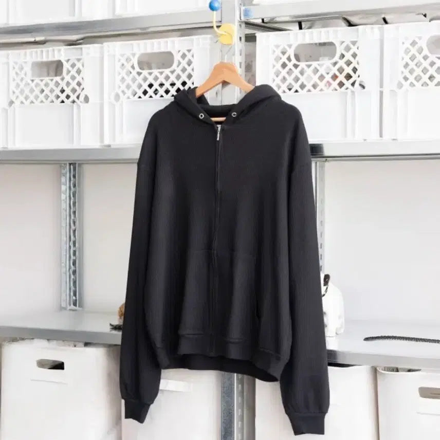 [SOLD OUT] everyworn 에브리원 와플 후드집업 블랙 2