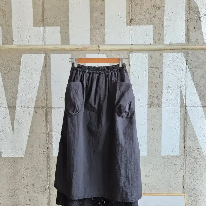 [SOLD OUT] 레이스배색 스커트