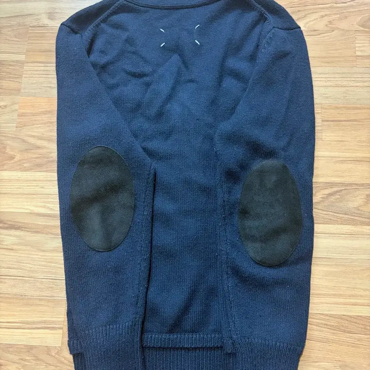 [SOLD OUT] 마르지엘라 캐시미어 가디건