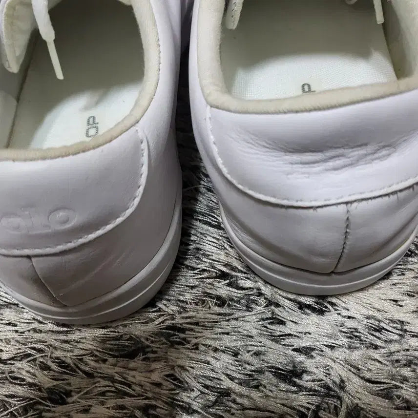 [SOLD OUT] 폴로  롱우드스니커즈"단화..