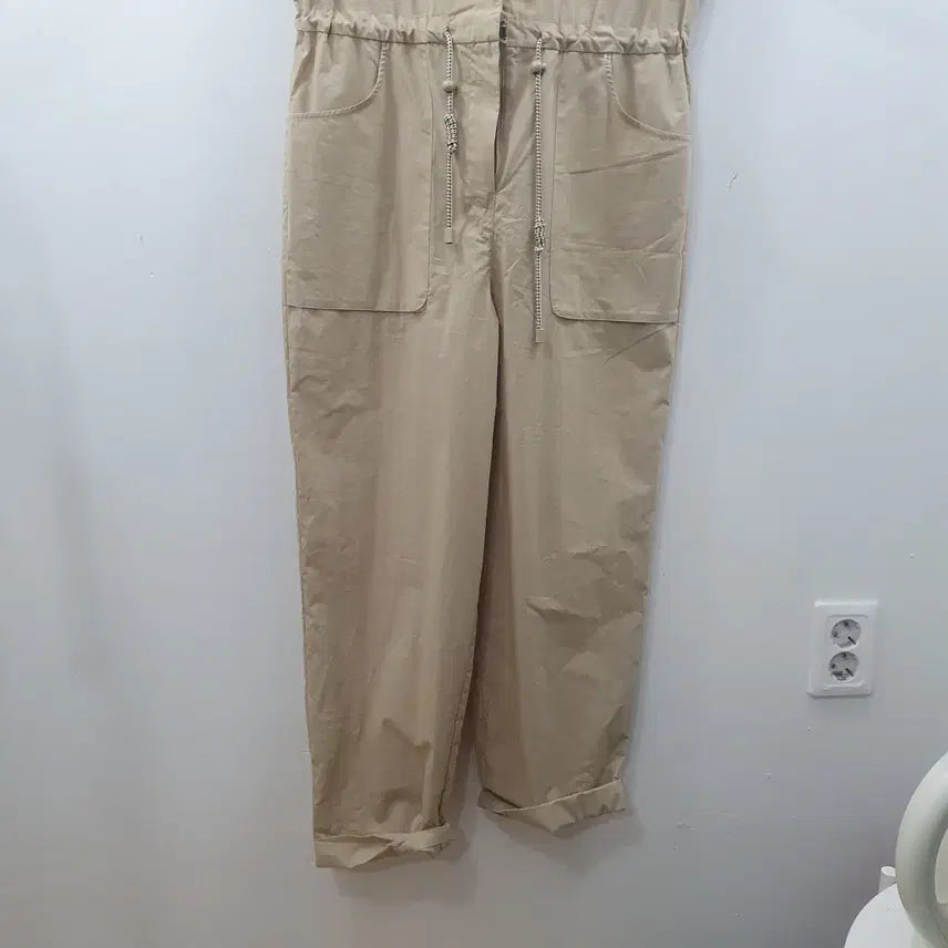 [SOLD OUT] 66 에고이스트 여성 베이지 여름 얇은 반팔 카라 점프수트