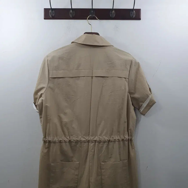[SOLD OUT] 66 에고이스트 여성 베이지 여름 얇은 반팔 카라 점프수트