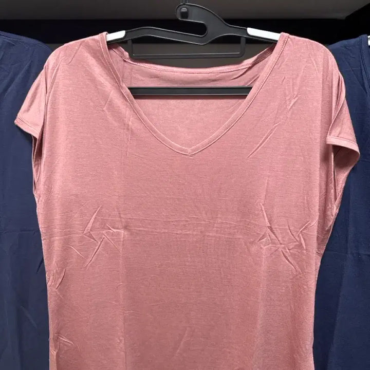 [BUNJANG] V-Neck Short Sleeve T-Shirt Set (Navy x2, Pink x1) / V넥 반팔 티셔츠 네이비2장/핑크1장