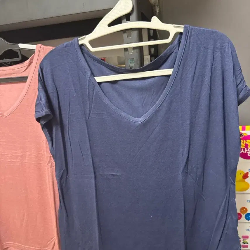 [BUNJANG] V-Neck Short Sleeve T-Shirt Set (Navy x2, Pink x1) / V넥 반팔 티셔츠 네이비2장/핑크1장