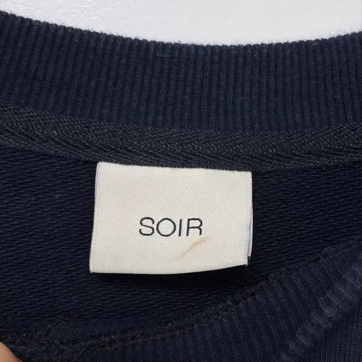 [BUNJANG] Soirre Sweatshirt (Navy) / 쏘이르 스웻셔츠 맨투맨 (네이비)