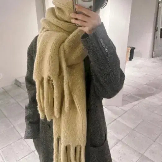 [BUNJANG] Ivory Knit Tassel Scarf / 아이보리색 니트 태슬 머플러