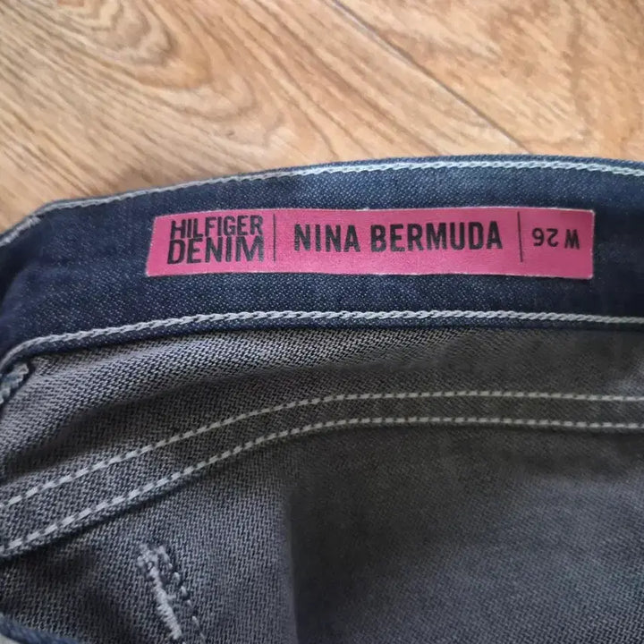 [BUNJANG] Tommy Hilfiger Nina Bermuda Denim Shorts / 타미힐피거 데님 니나 버뮤다 반바지 (26사이즈)