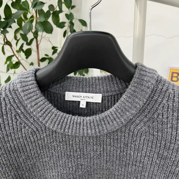 [BUNJANG] Maison Kitsuné Wool Knit XL / 메종키츠네 울니트 XL