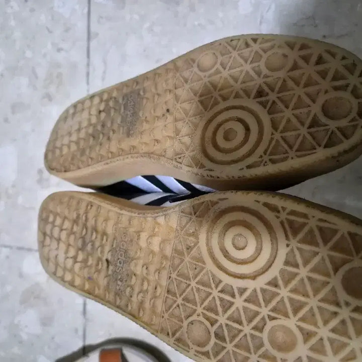 [BUNJANG] Adidas Samba Black Sneakers / 아디다스 삼바 블랙 스니커즈 230