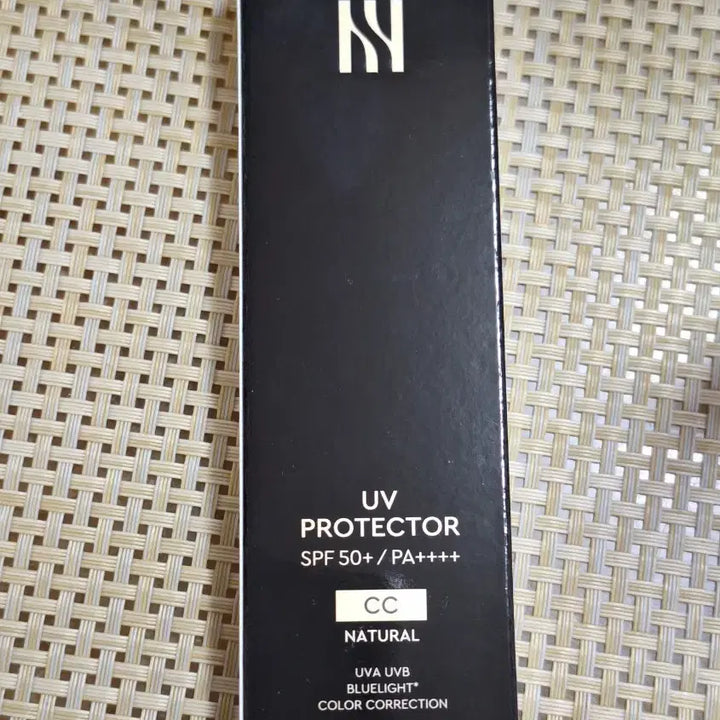 [BUNJANG] Hera NEW UV Protector CC SPF50+ 50ml / 헤라 NEW UV프로텍터 CC(선크림) 50ml