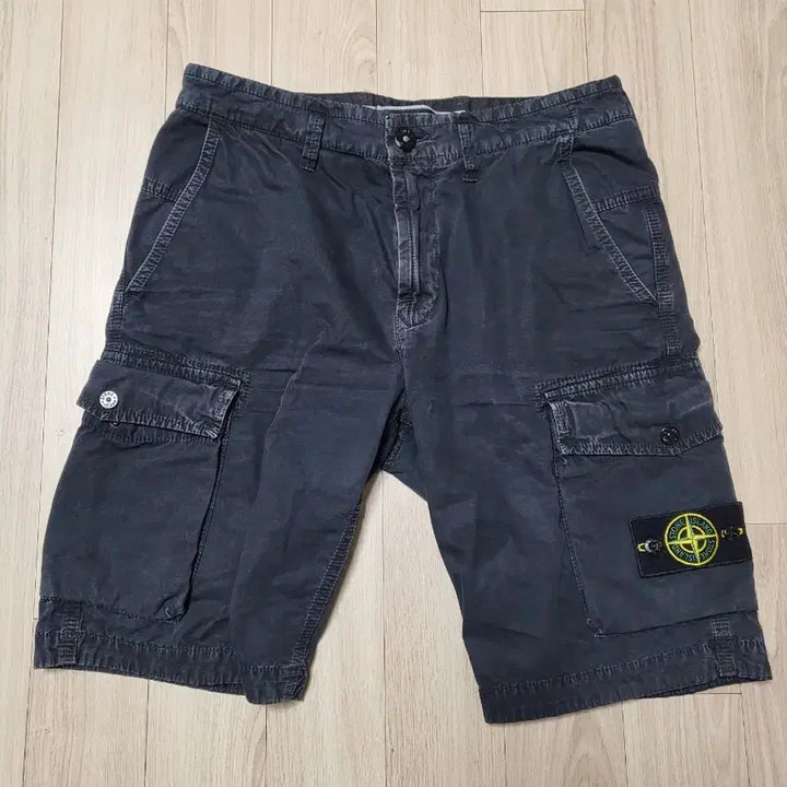 [BUNJANG] Stone Island Cargo Shorts / 스톤아일랜드 카고 반바지 29