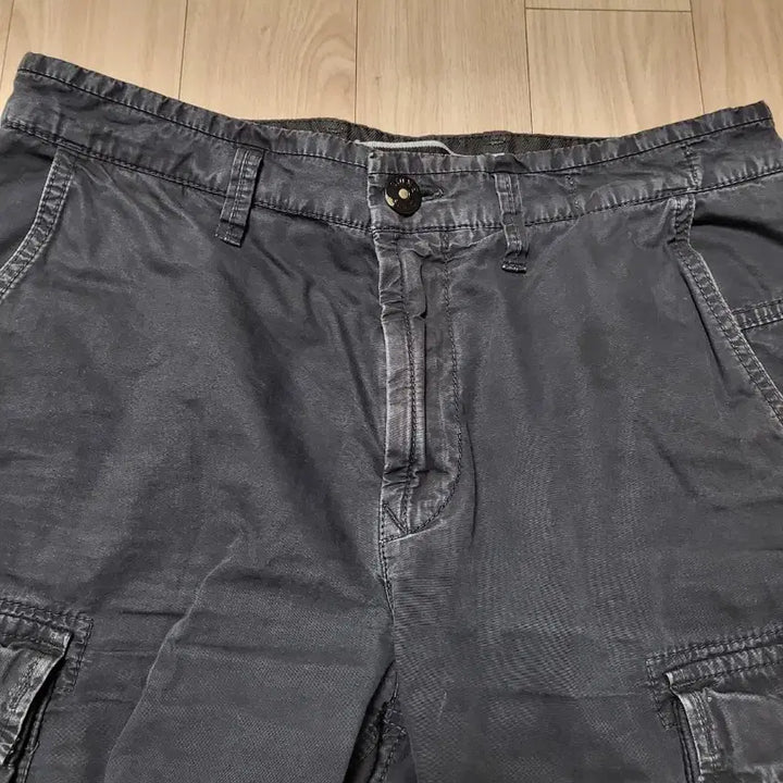 [BUNJANG] Stone Island Cargo Shorts / 스톤아일랜드 카고 반바지 29