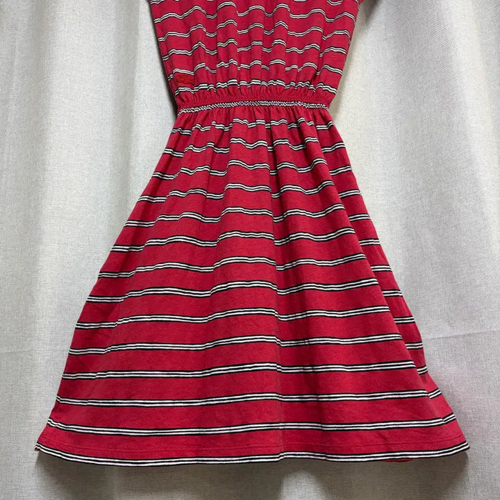 [SOLD OUT] 라코스테 스트라이프 카라 플레어 원피스 34 (여성 XS~S)