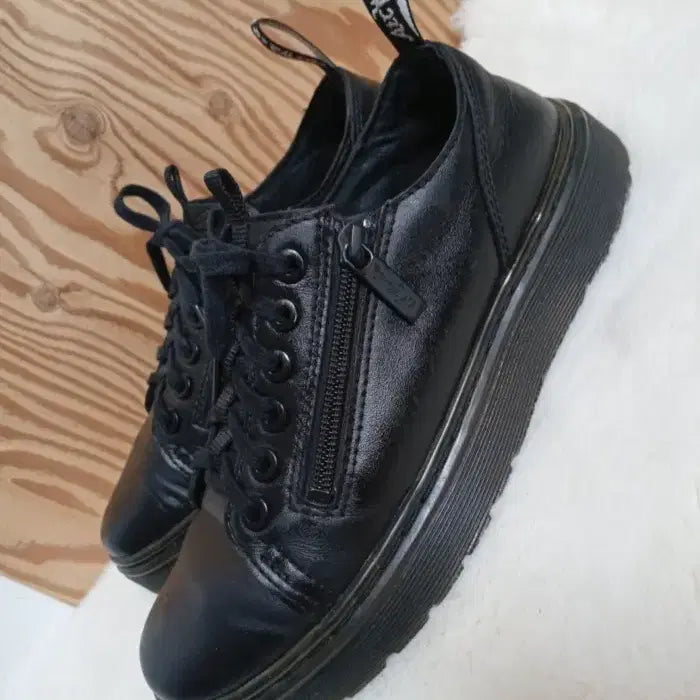 [BUNJANG] Dr. Martens Dante Zip 6 Eyelet Boot / 닥터마틴 단테 집(DANTE ZIP)6 아이 지퍼 슈즈 블랙