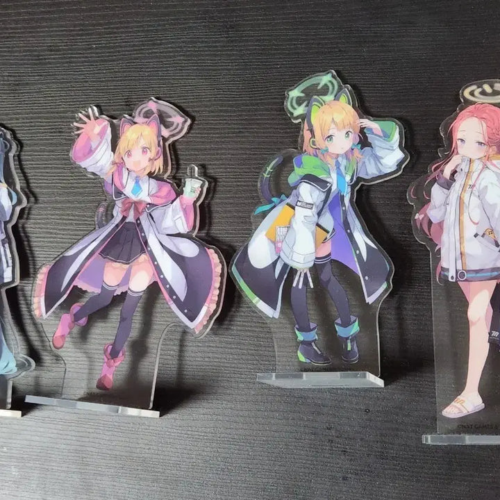 [BUNJANG] Blue Archive Acrylic Stand 4-Piece Set / 블루 아카이브 아크릴 스탠드 4종 세트