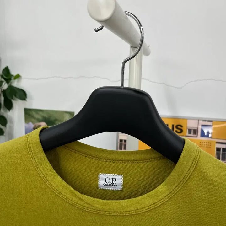 [BUNJANG] CP Company Lens Applique Sweatshirt M / Cp컴퍼니 렌즈와펜 맨투맨 M