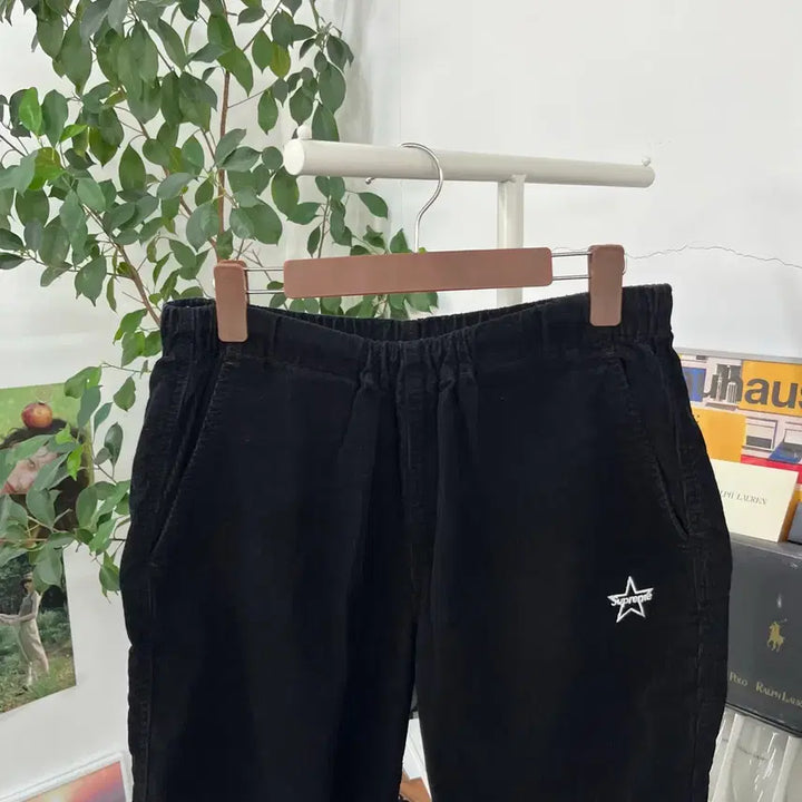 [BUNJANG] Supreme Corduroy Skate Pants Medium / 슈프림 코듀로이 스케이트 팬츠 M