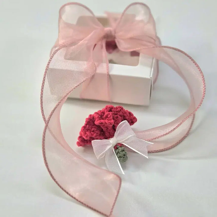 [BUNJANG] Handmade Carnation Brooch (Gift Boxed) / [핸드메이드] 정성 담은 카네이션 브로치(포장)