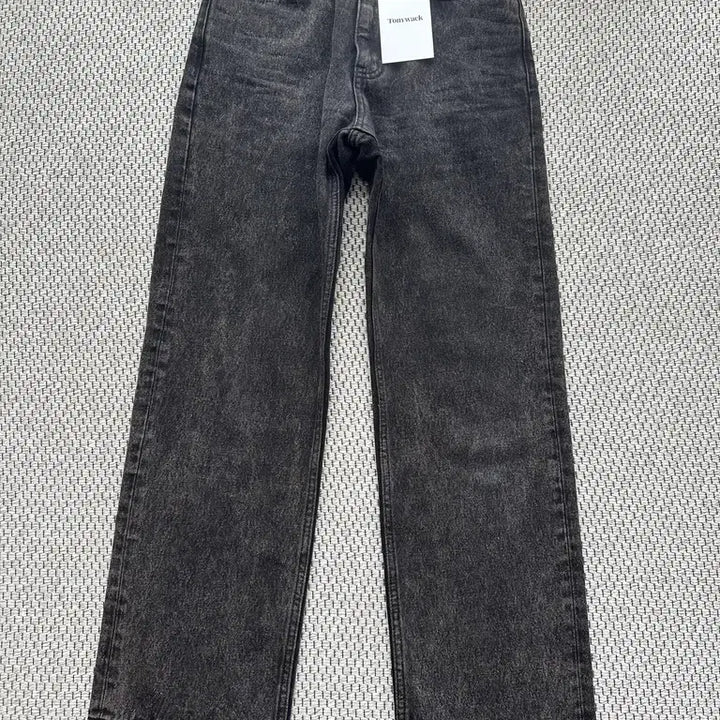 [BUNJANG] TONYWACK Straight-Leg Denim Jeans - Burnt Brown / [26] 토니웩 스트레이트 레그 데님 진 - 번트 브라운