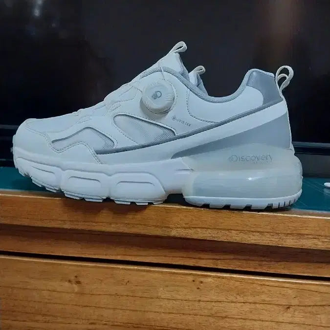 [SOLD OUT] 디스커버리 마운틴퓨어 등산화. 265
