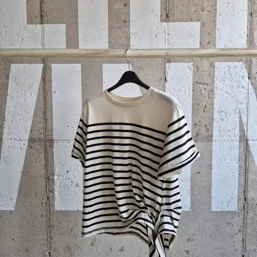[BUNJANG] Stripe Tie Hem Short Sleeve T-Shirt / 스트라이프 매듭 반팔티셔츠(TS1
