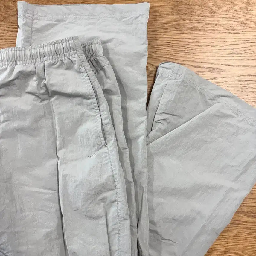 [BUNJANG] Poev Shirring Nylon Pants / poev 포에브 셔링 나일론 팬츠