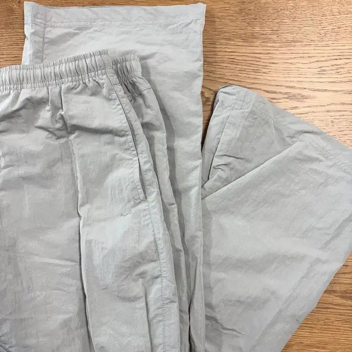 [BUNJANG] Poev Shirring Nylon Pants / poev 포에브 셔링 나일론 팬츠