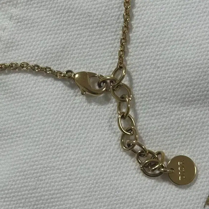[BUNJANG] Dior Petit CD Necklace Gold / 디올 CD 로고 진주 목걸이 골드