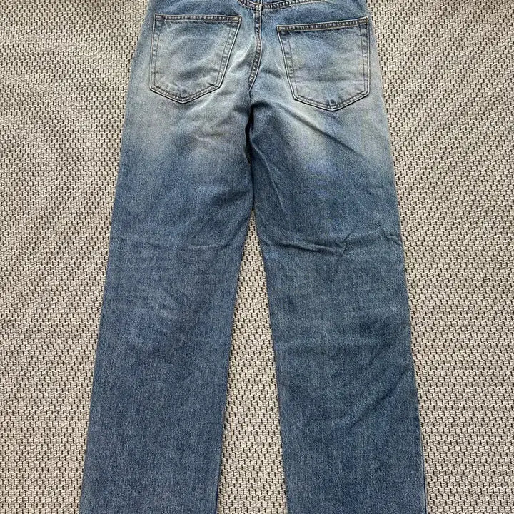[BUNJANG] TONYWACK Straight-Leg Knee Panel Denim Jeans - Washed Vintage Light Blue / [26] 토니웩 스트레이트 레그 니 패널 데님 - 워시드 라이트 블루