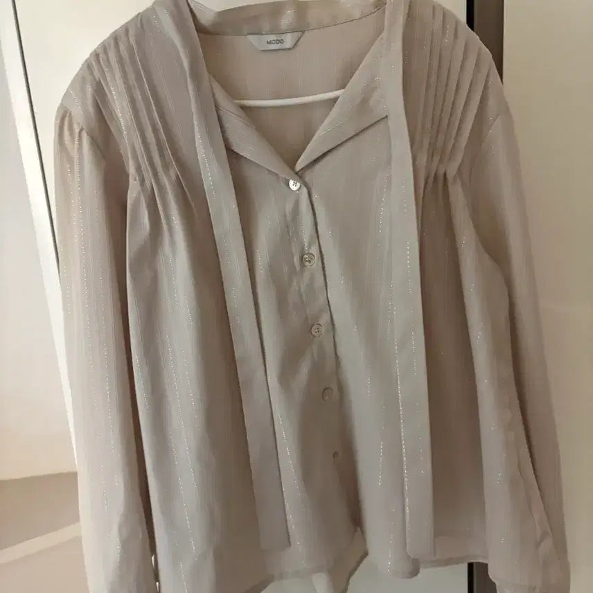 [BUNJANG] Shop MODO Shimmer Tie Blouse / 샵모도 모도마켓 쉬머 타이 블라우스