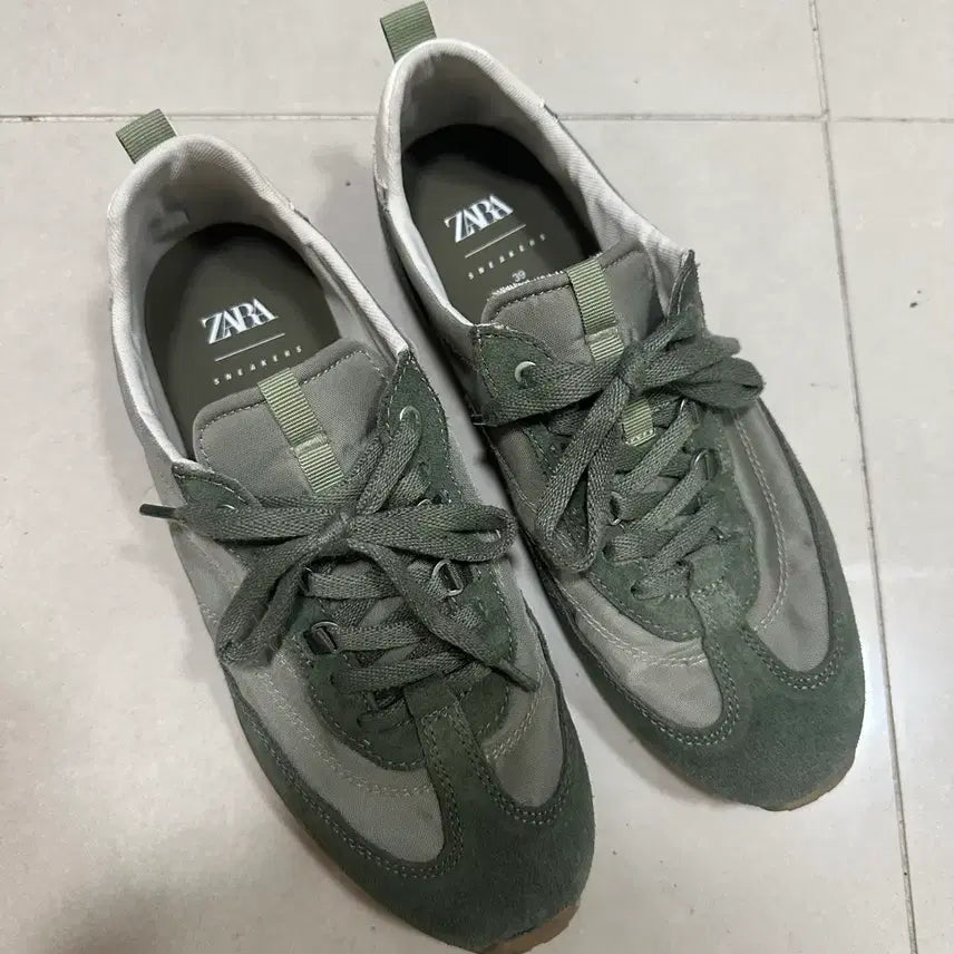 [BUNJANG] ZARA Leather Sneakers / 자라(ZARA) 스니커즈 39 (국내 255)