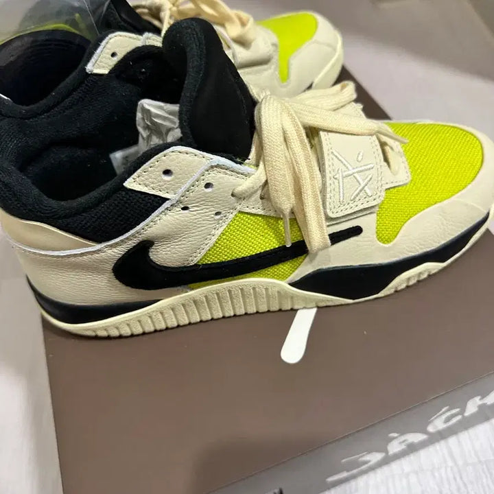 [BUNJANG] Jordan Travis Scott Jumpman Jack TR Bright Cactus Sneakers / 조던 트래비스 스캇 점프맨 잭 TR 브라이트 캑터스 270 (실착 3회)