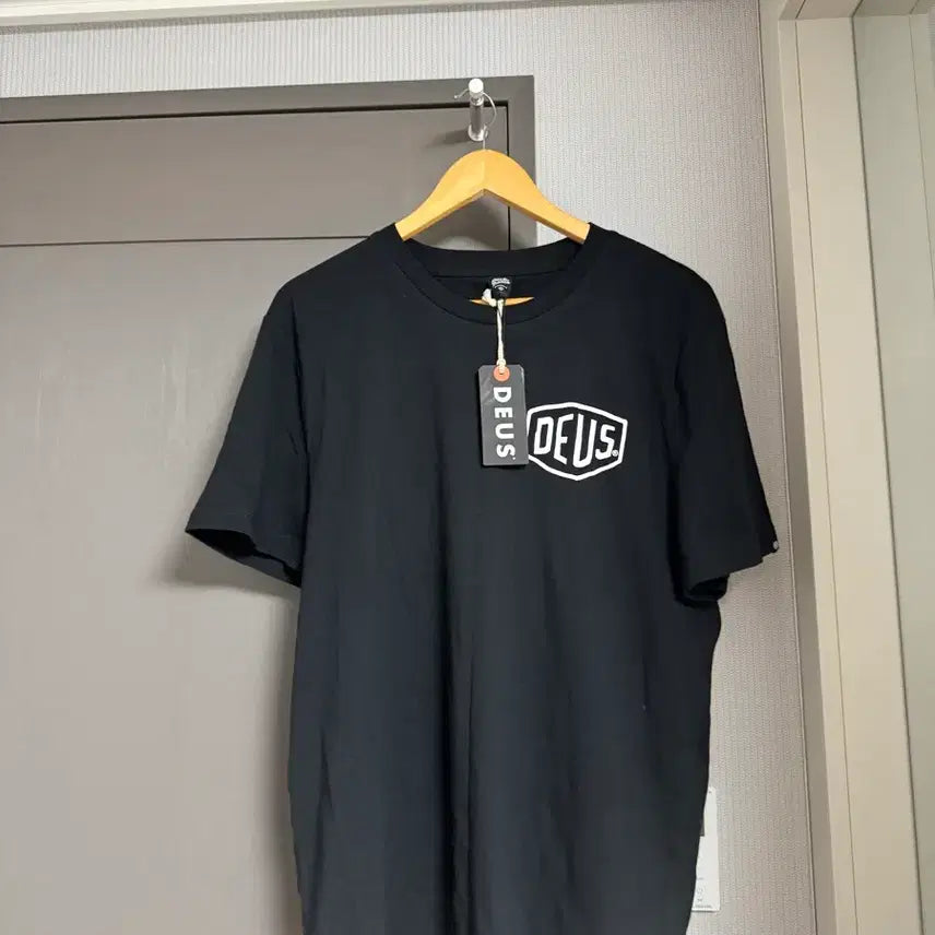 [BUNJANG] Deus Ex Machina Tokyo Short Sleeve T-Shirt / [L] 데우스 도쿄 반팔티셔츠 새상품