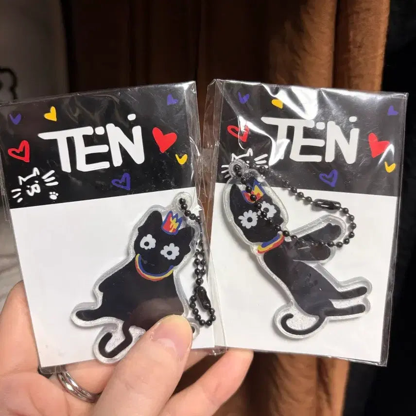 [BUNJANG] NCT WayV Ten Canelé Random Keyring First Edition / NCT wayv TEN 까눌레 랜덤 키링 초판본