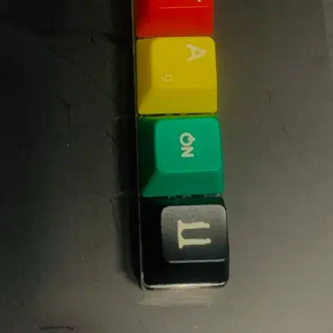 [BUNJANG] G-Dragon Weverse Shop Keycap Keyring / 지디 위버멘쉬 키캡 키링