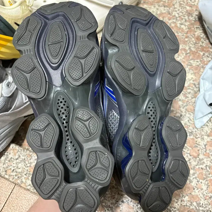 [BUNJANG] 아식스x키코 코스타디노브 245 / 아식스x키코 코스타디노브 245