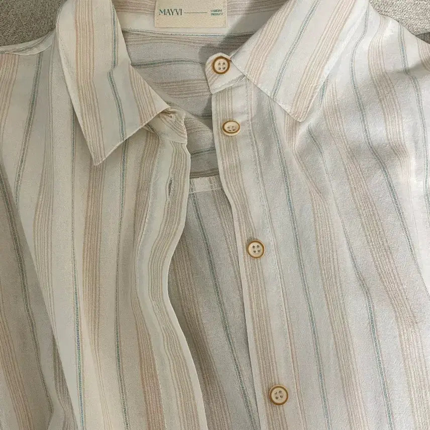 [BUNJANG] Underbee Aug Stripe Shirt / 언더비 [Mayvi] Aug 스트라이프 셔츠